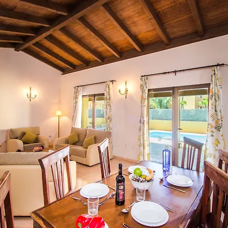 Oasis Papagayo Villa La Oliva