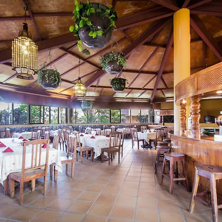 Oasis Papagayo La Oliva